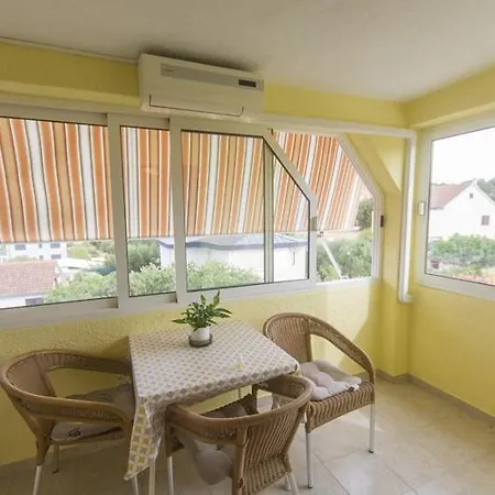 דירה In With Sea View, Balcony, Air Conditioning, Wifi *