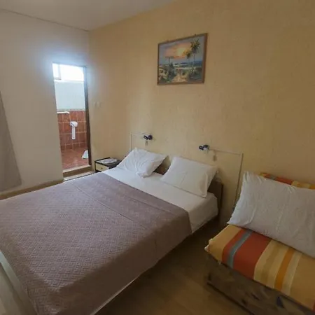 In With Sea View, Balcony, Air Conditioning, Wifi פאקוסטאן