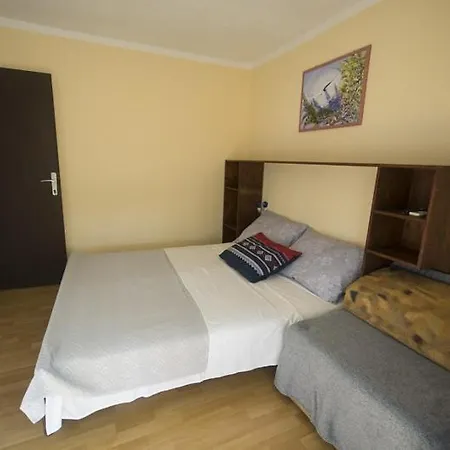 דירה In With Sea View, Balcony, Air Conditioning, Wifi