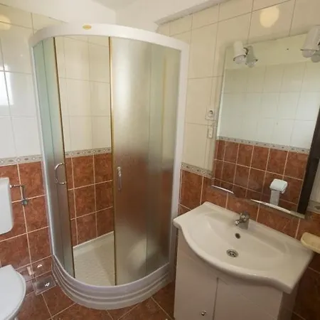 דירה In With Sea View, Balcony, Air Conditioning, Wifi